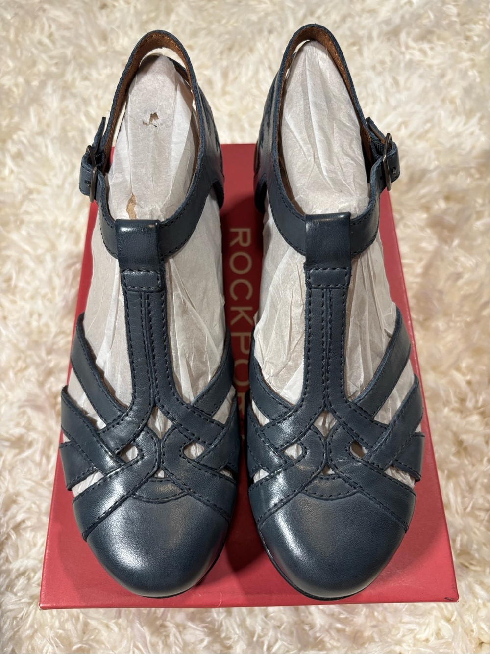 NIB Rockport Women's Cobb Hill Navy T-Strap Cutout Leather Flats-6.5M